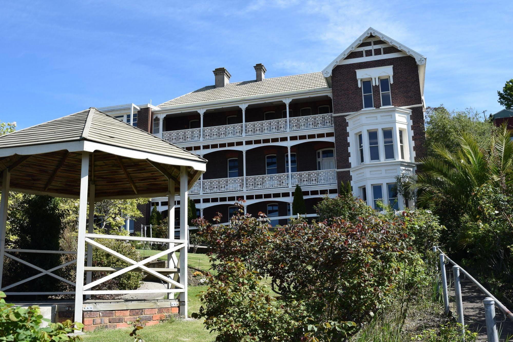 Auldington Hotel Launceston Exterior foto